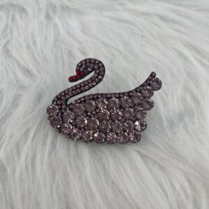 Bijou en strass pour chaussure cygne rose