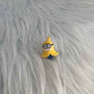 Bijou en résine pour chaussure minion banane