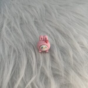 Bijou en résine pour chaussure lapin rose