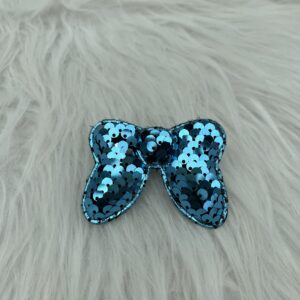 Bijou en strass pour chaussure noeud bleu
