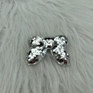 Bijou en strass pour chaussure noeud argenté