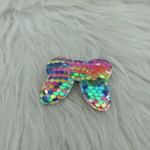 Bijou en strass pour chaussure noeud arc-en-ciel