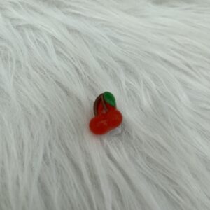 Bijou en résine pour chaussure cerises