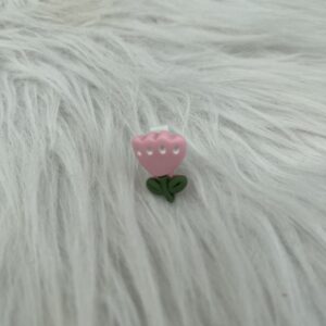 Bijou en résine pour chaussure fleur rose