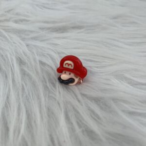 Bijou en résine pour chaussure tête Mario