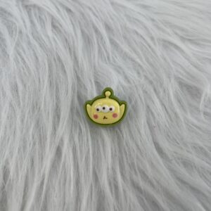 Bijou en résine pour chaussure extraterrestre