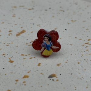 Bijou en résine pour chaussure princesse fleur rouge 1