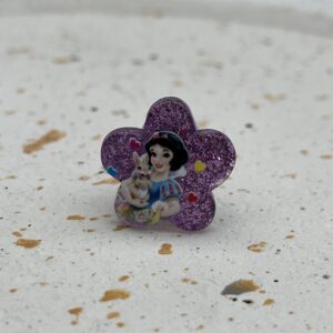 Bijou en résine pour chaussure princesse fleur mauve 5