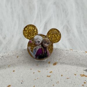 Bijou en résine pour chaussure princesse dorée