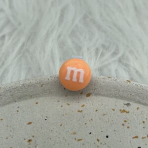 Bijou en résine pour chaussure bonbon orange clair