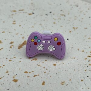 Bijou en silicone pour chaussure manette lilas